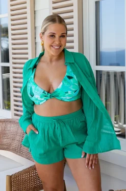 Crinkle Short