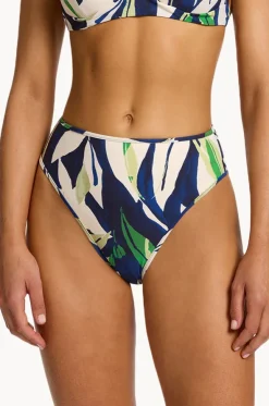 Fauna High Leg High Waist Pant