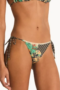 Haruki Miranda Bottom