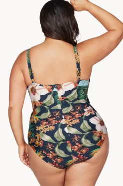 Into The Saltu Hayes D/DD Cup One Piece