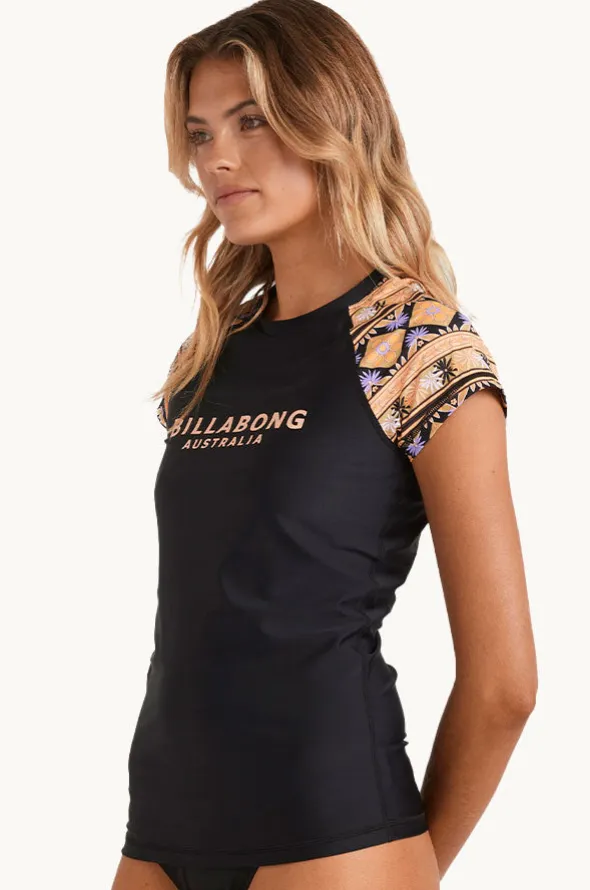Just For You Wahine Short Sleeve Suntop