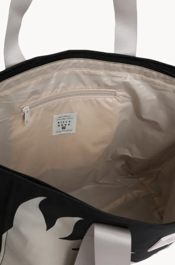 Keenie Tote