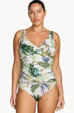 Lushara Delacroix One Piece