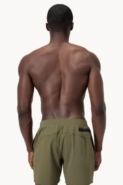Mens The Lookout Solid 16