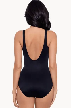Oceanus One Piece