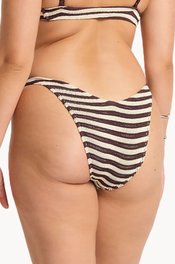Stripe Ring Scene Brief