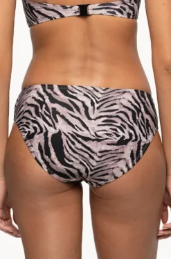 Tuamotu Louise Classic Mid Pant